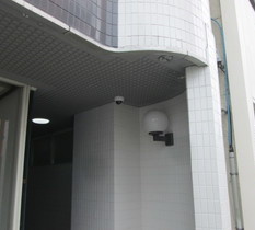 茨城県水戸市のテナントビルに防犯カメラ設置